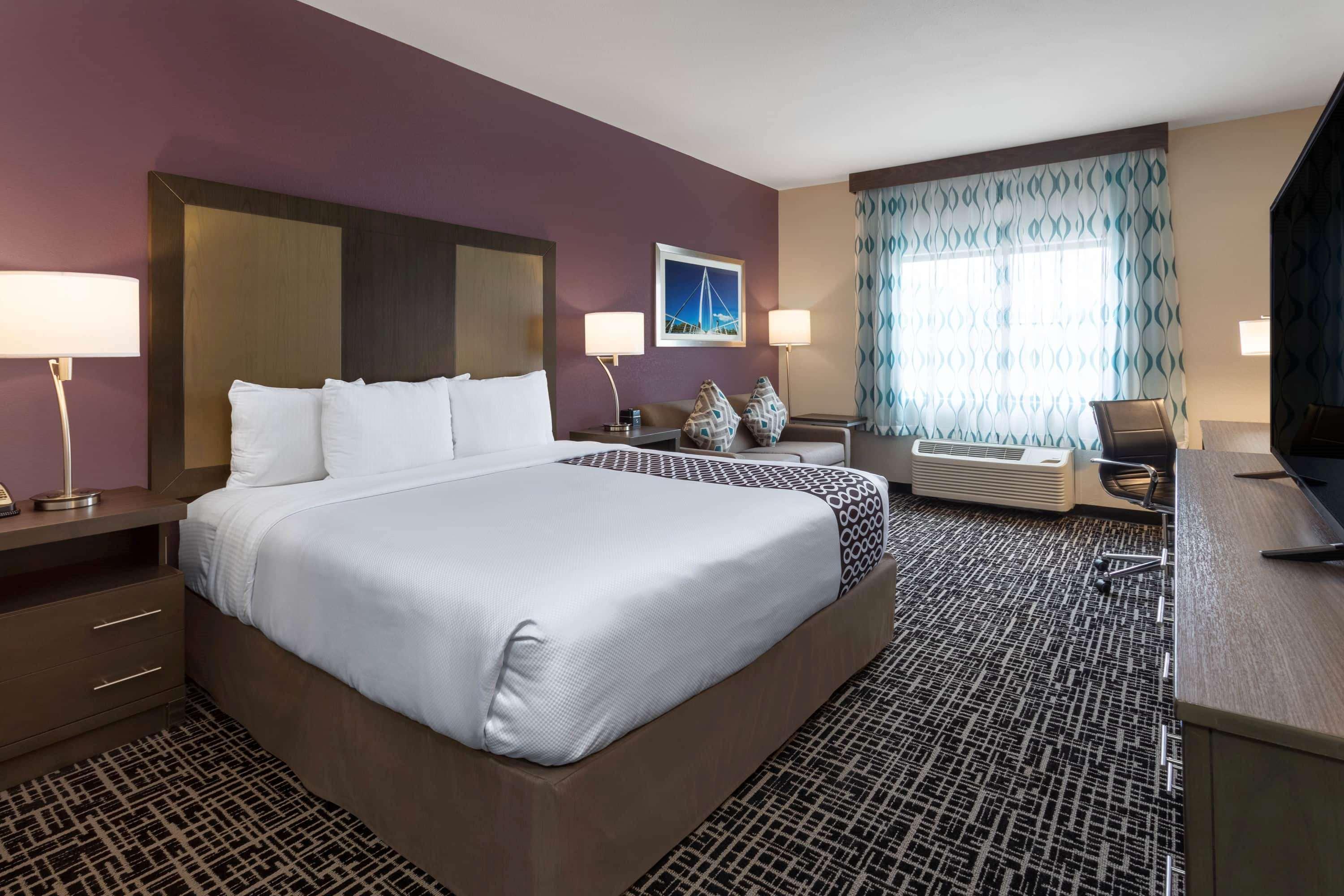 Hotel La Quinta By Wyndham Wichita Airport Zewnętrze zdjęcie