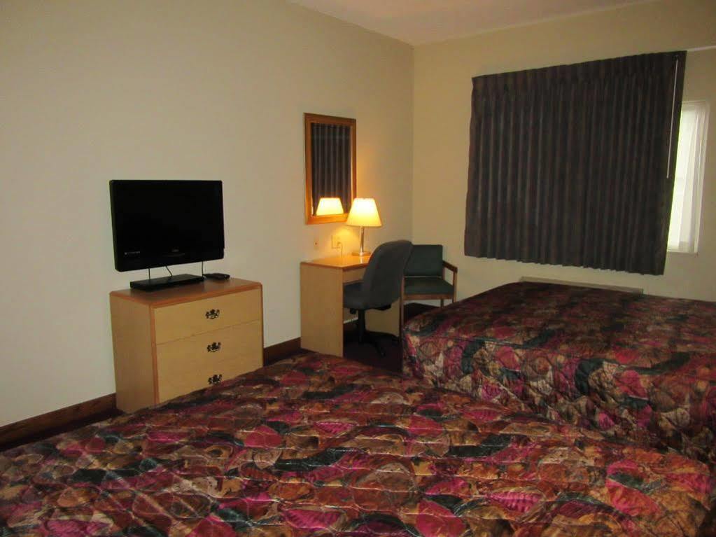 Hotel La Quinta By Wyndham Wichita Airport Zewnętrze zdjęcie