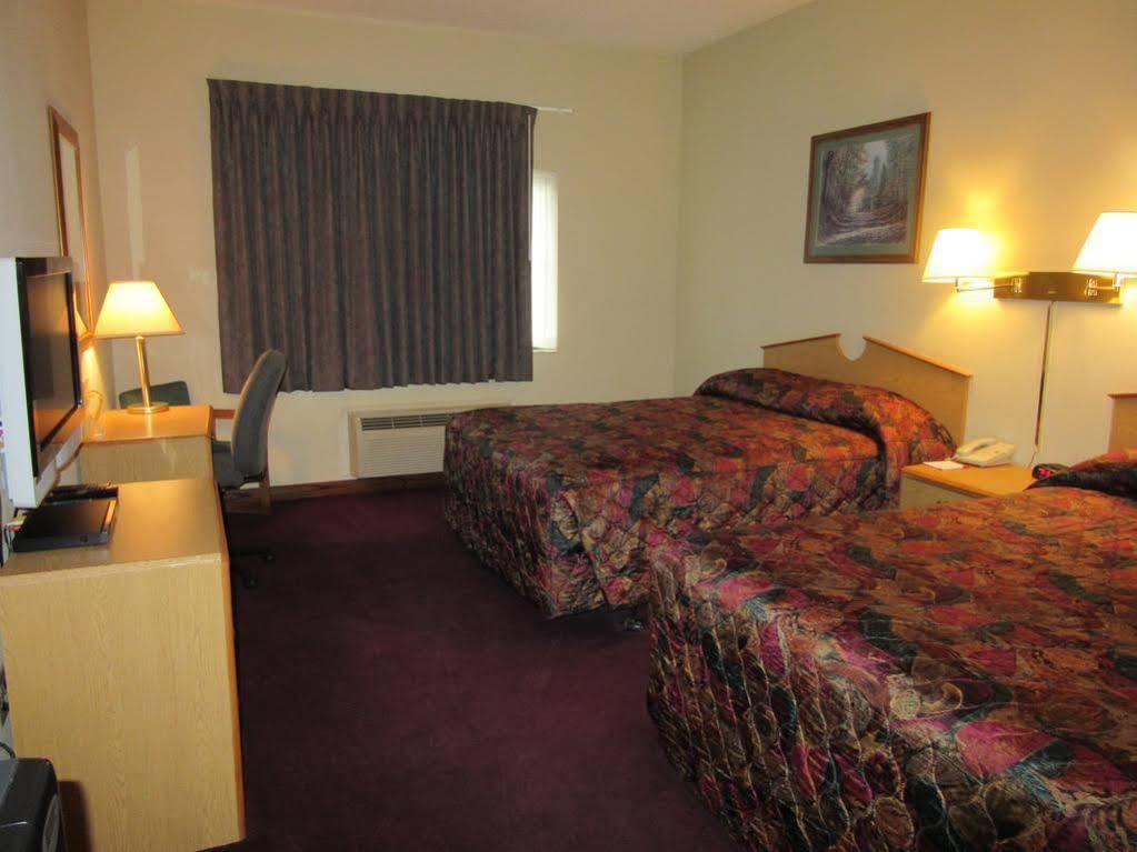 Hotel La Quinta By Wyndham Wichita Airport Zewnętrze zdjęcie